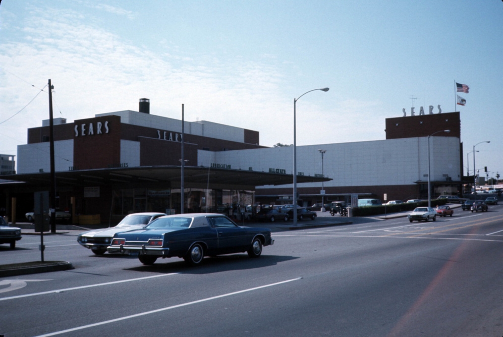 Sears on Manchester Boulevard March, 1976 - Inglewood Public Library Collection